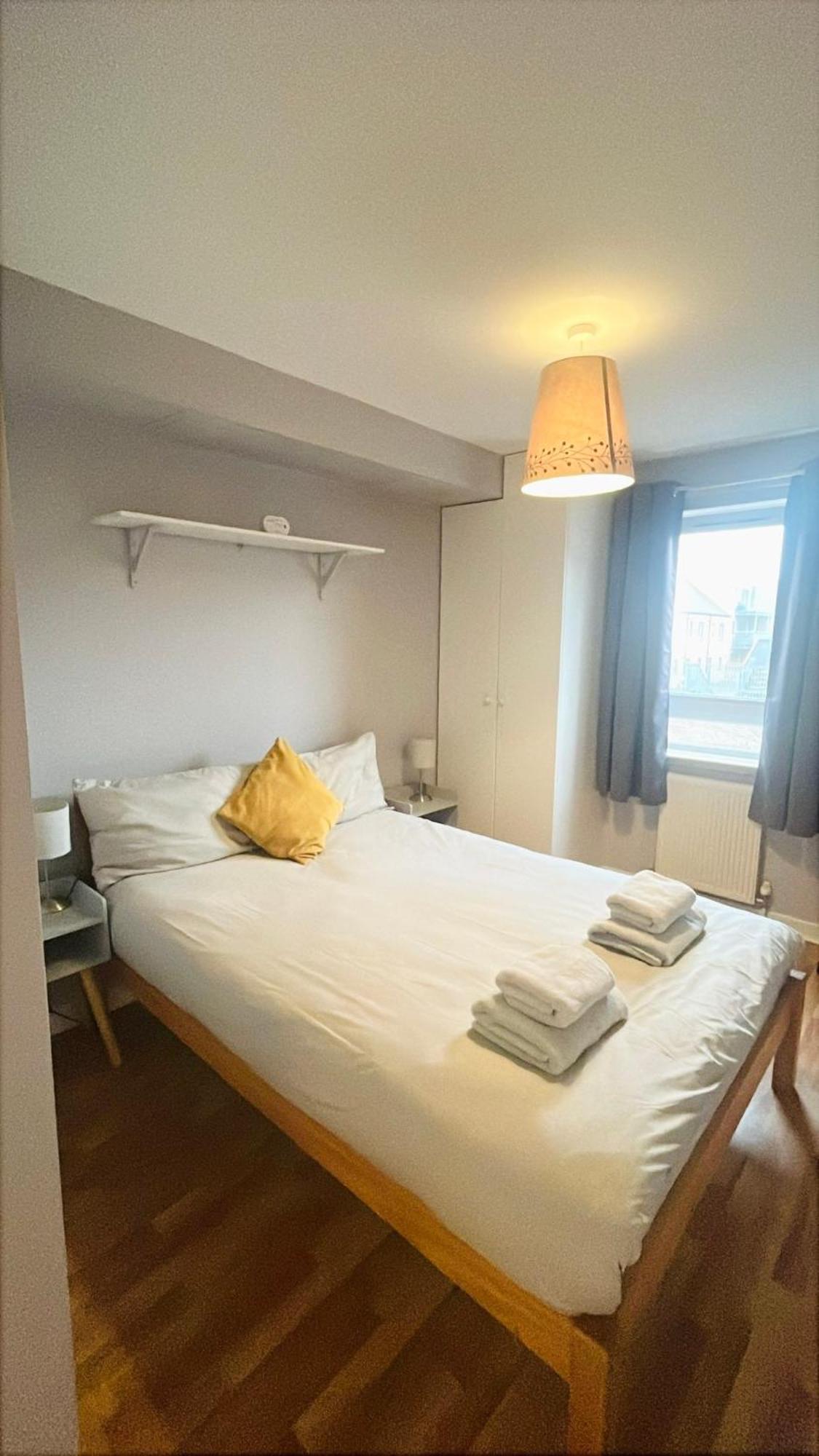 Modern Spacious Retreat Full Fibre Wi-fi & Free Parking Appartement Edinburgh